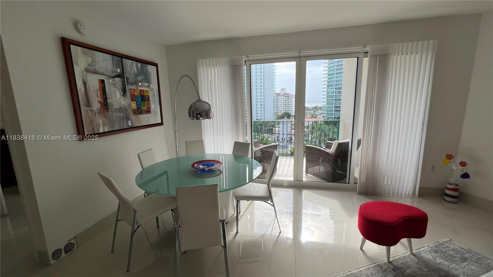19900 E Country Club Dr #1014, Aventura FL 33180