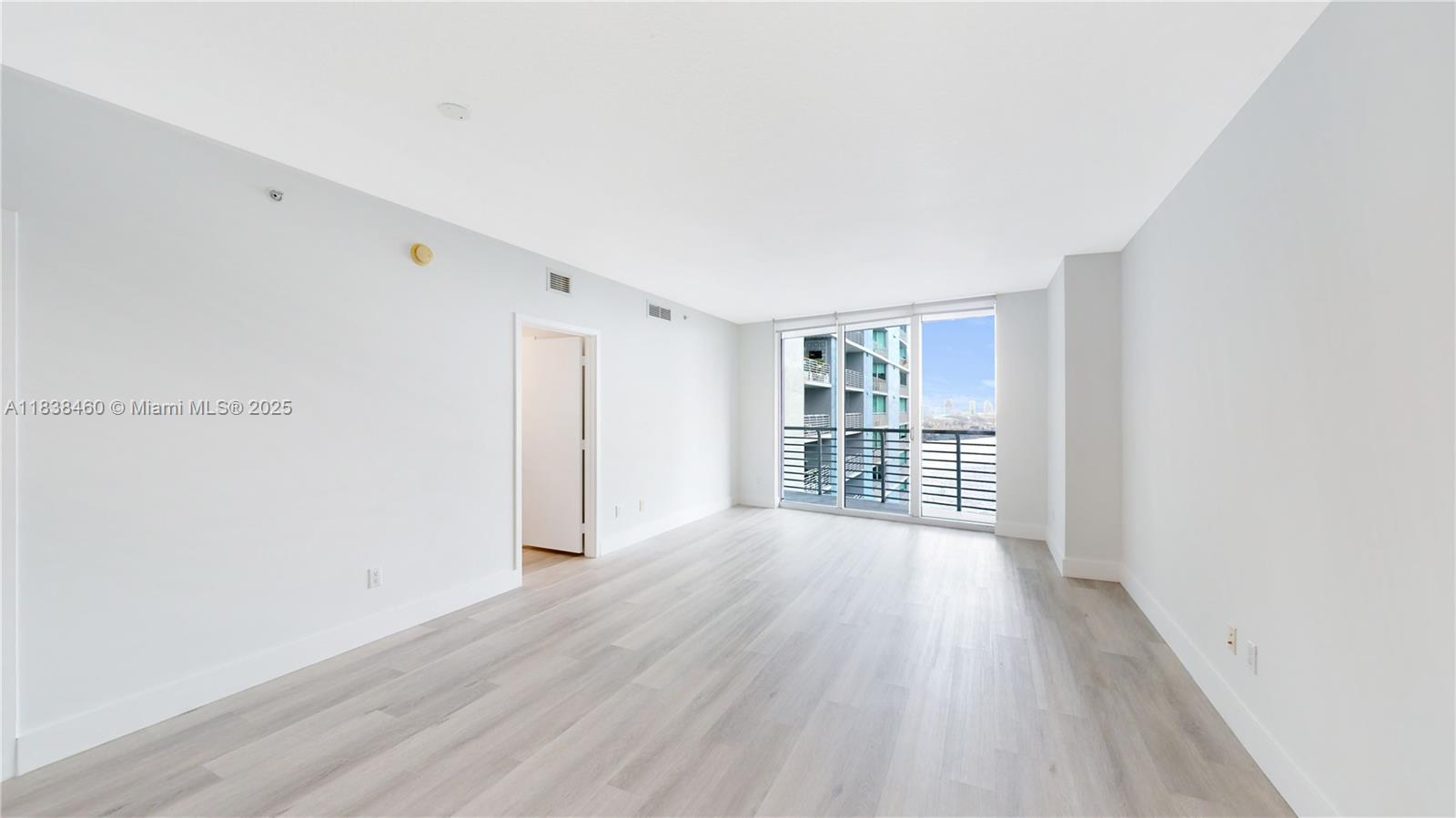 325 S Biscayne Blvd #2226, Miami FL 33131