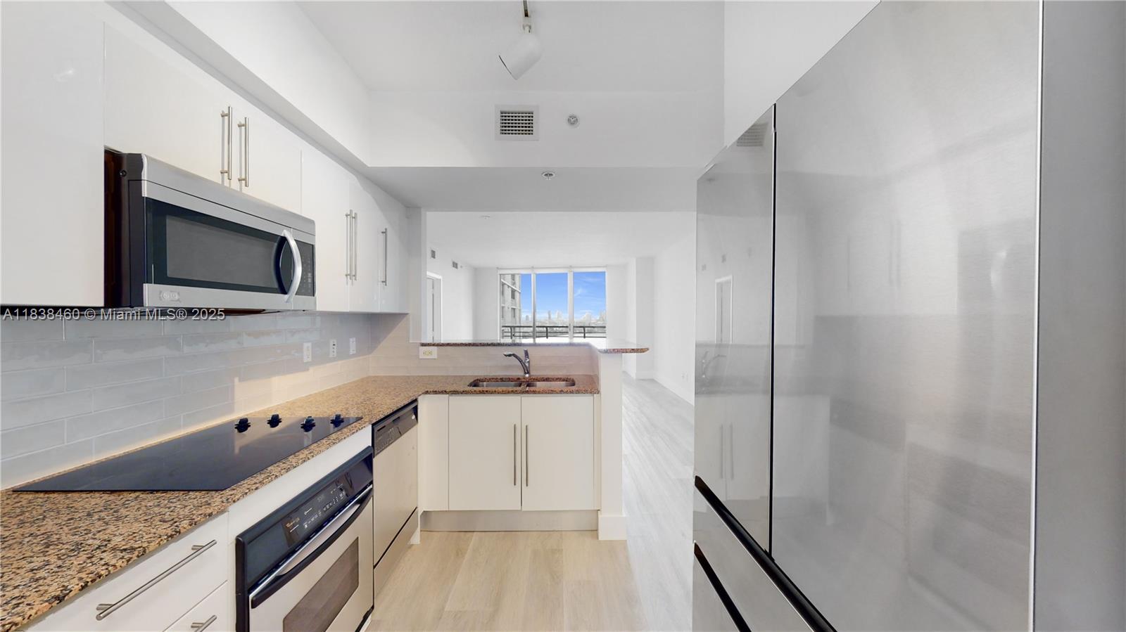 325 S Biscayne Blvd #2226, Miami FL 33131