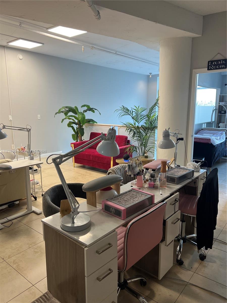 3250 NE 1st Ave #303, Miami FL 33137