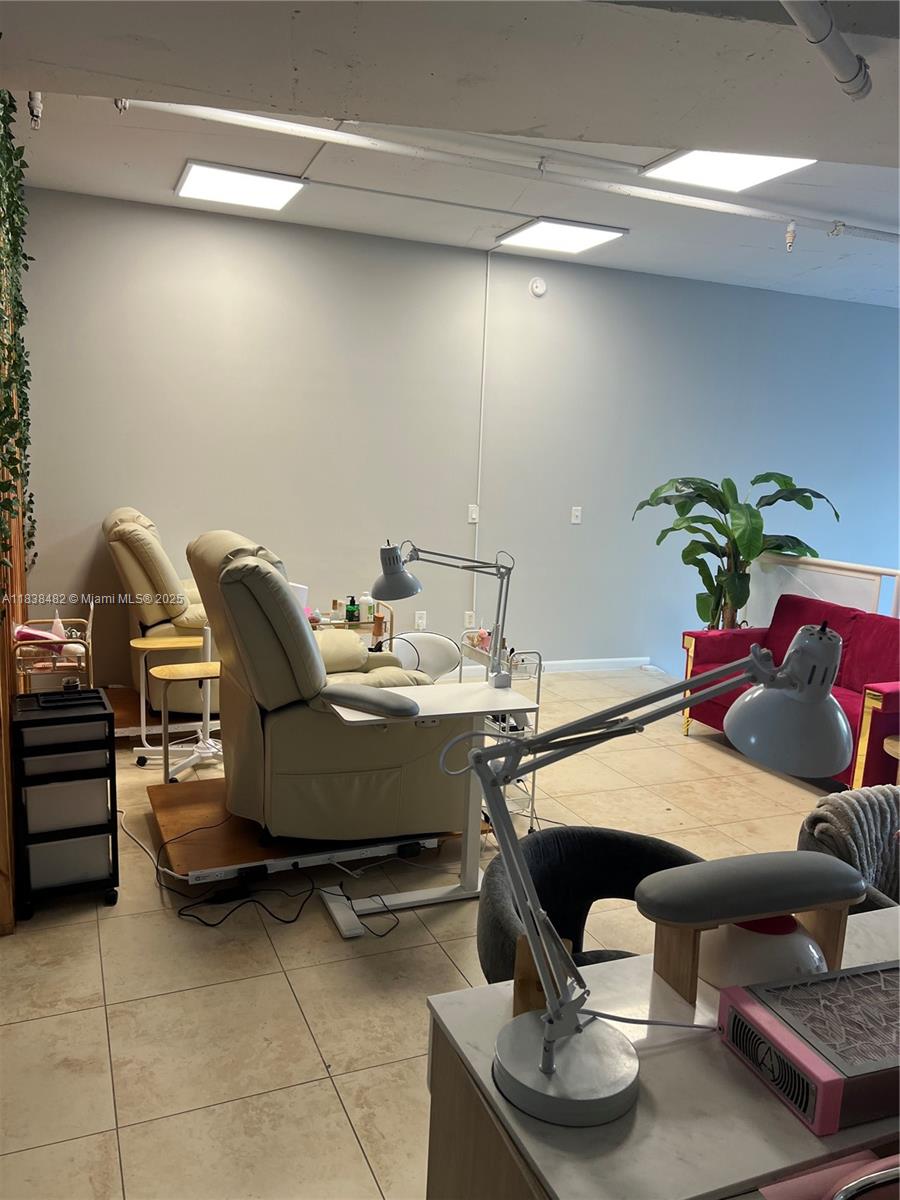 3250 NE 1st Ave #303, Miami FL 33137