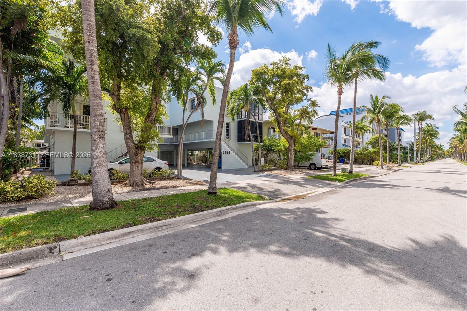 3862 NE 171st St #B, North Miami Beach FL 33160