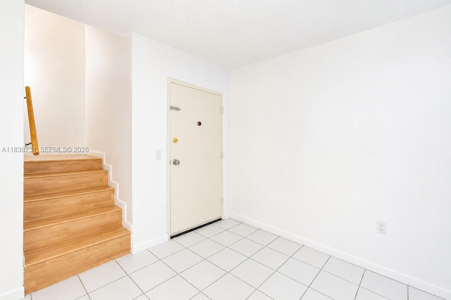 3862 NE 171st St #B, North Miami Beach FL 33160