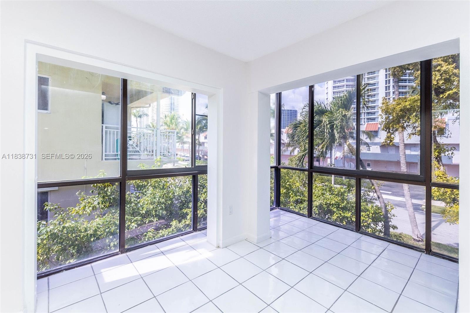 3862 NE 171st St #B, North Miami Beach FL 33160