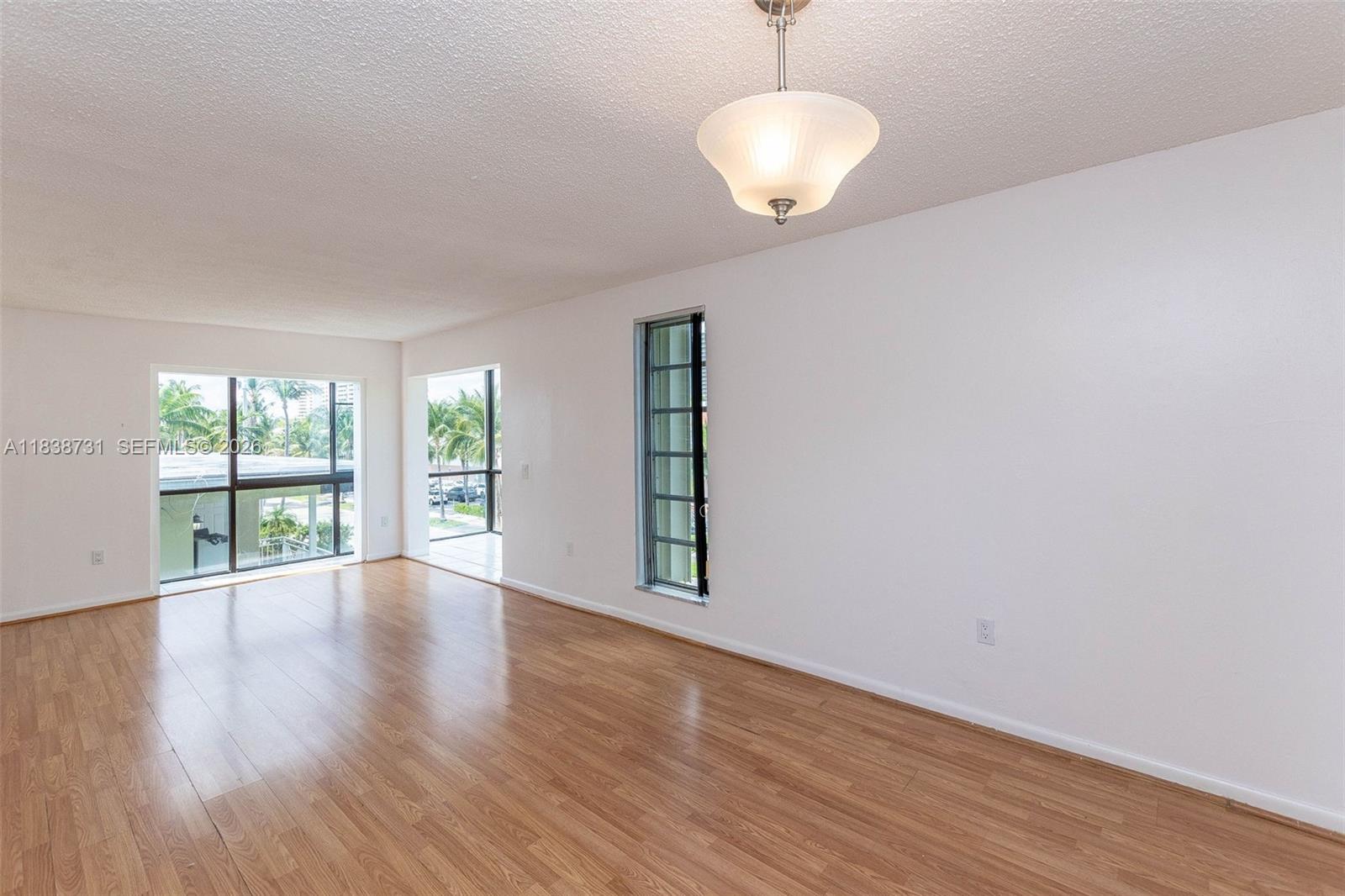 3862 NE 171st St #B, North Miami Beach FL 33160