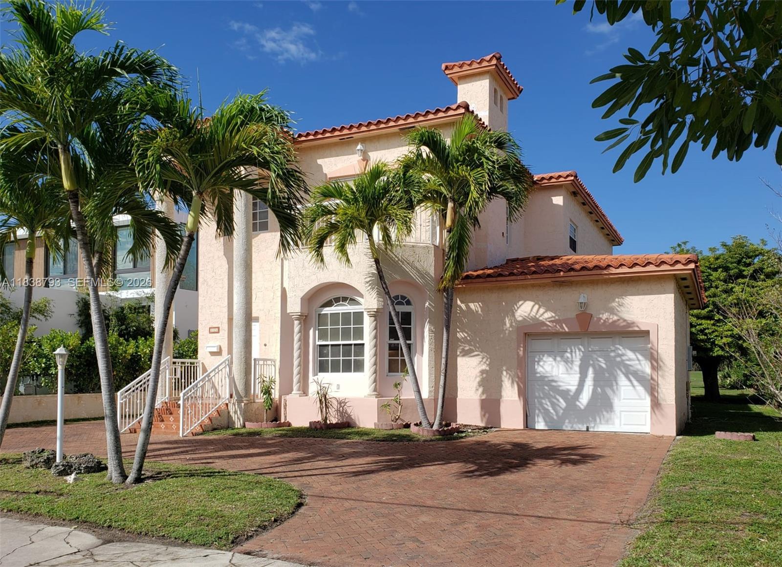 3124 Prairie Ave, Miami Beach FL 33140