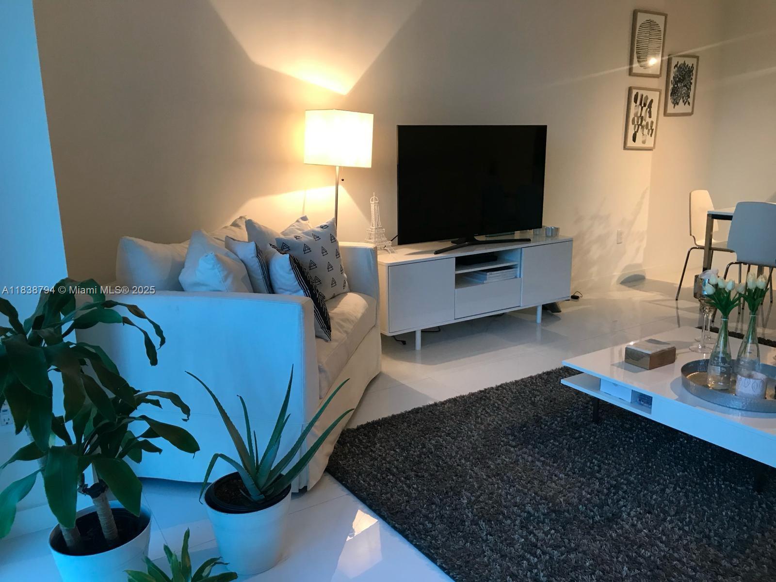 1100 S Miami Ave #1103, Miami FL 33130