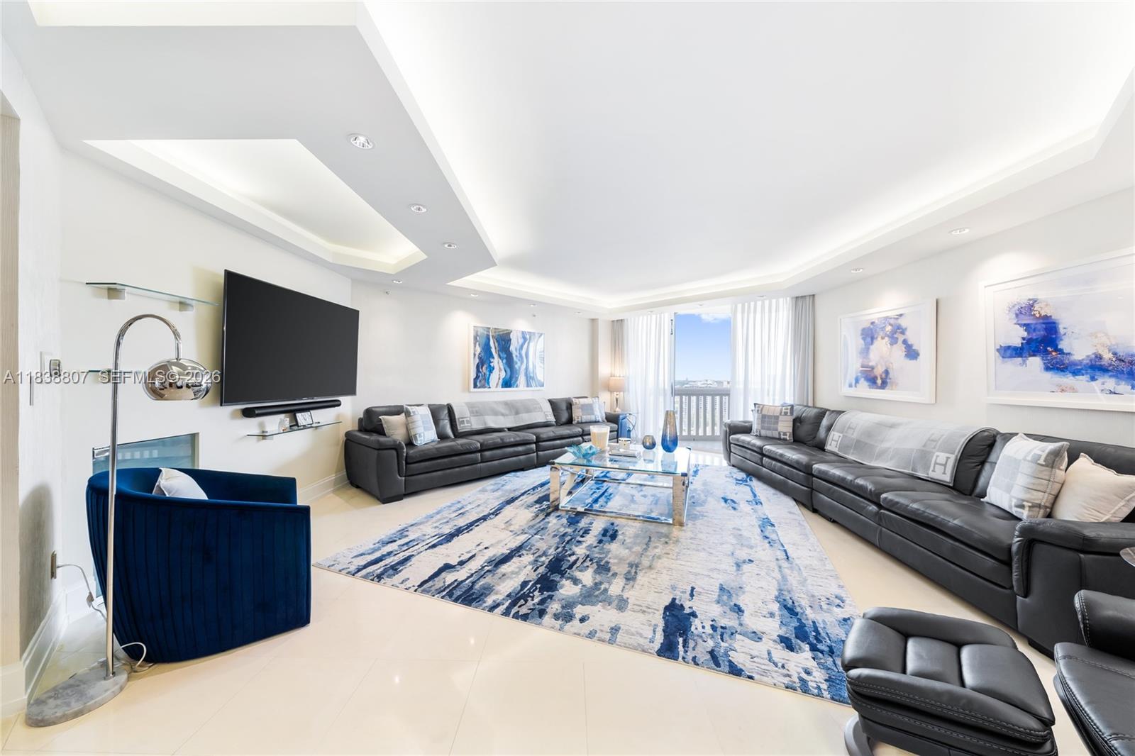 2000 Island Blvd #2409, Aventura FL 33160