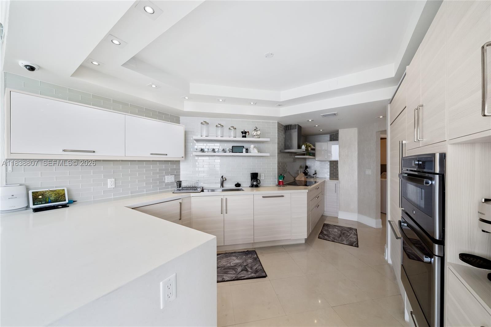 2000 Island Blvd #2409, Aventura FL 33160