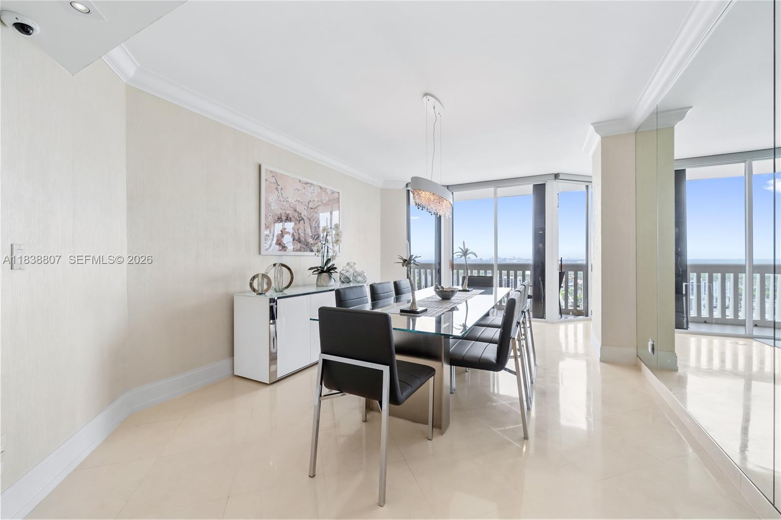 2000 Island Blvd #2409, Aventura FL 33160
