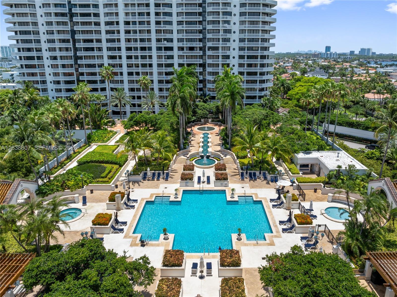 2000 Island Blvd #2409, Aventura FL 33160