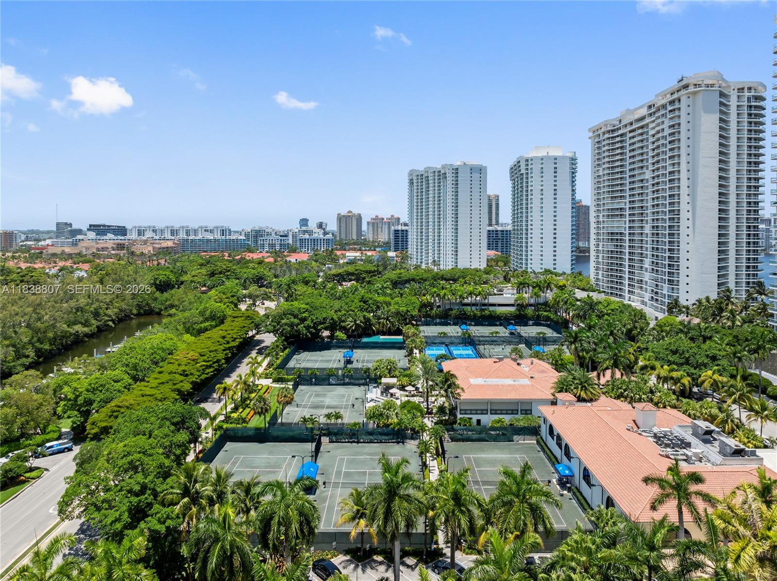 2000 Island Blvd #2409, Aventura FL 33160