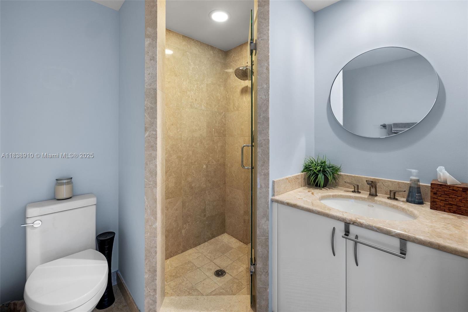 1331 Brickell Bay Dr #2909, Miami FL 33131