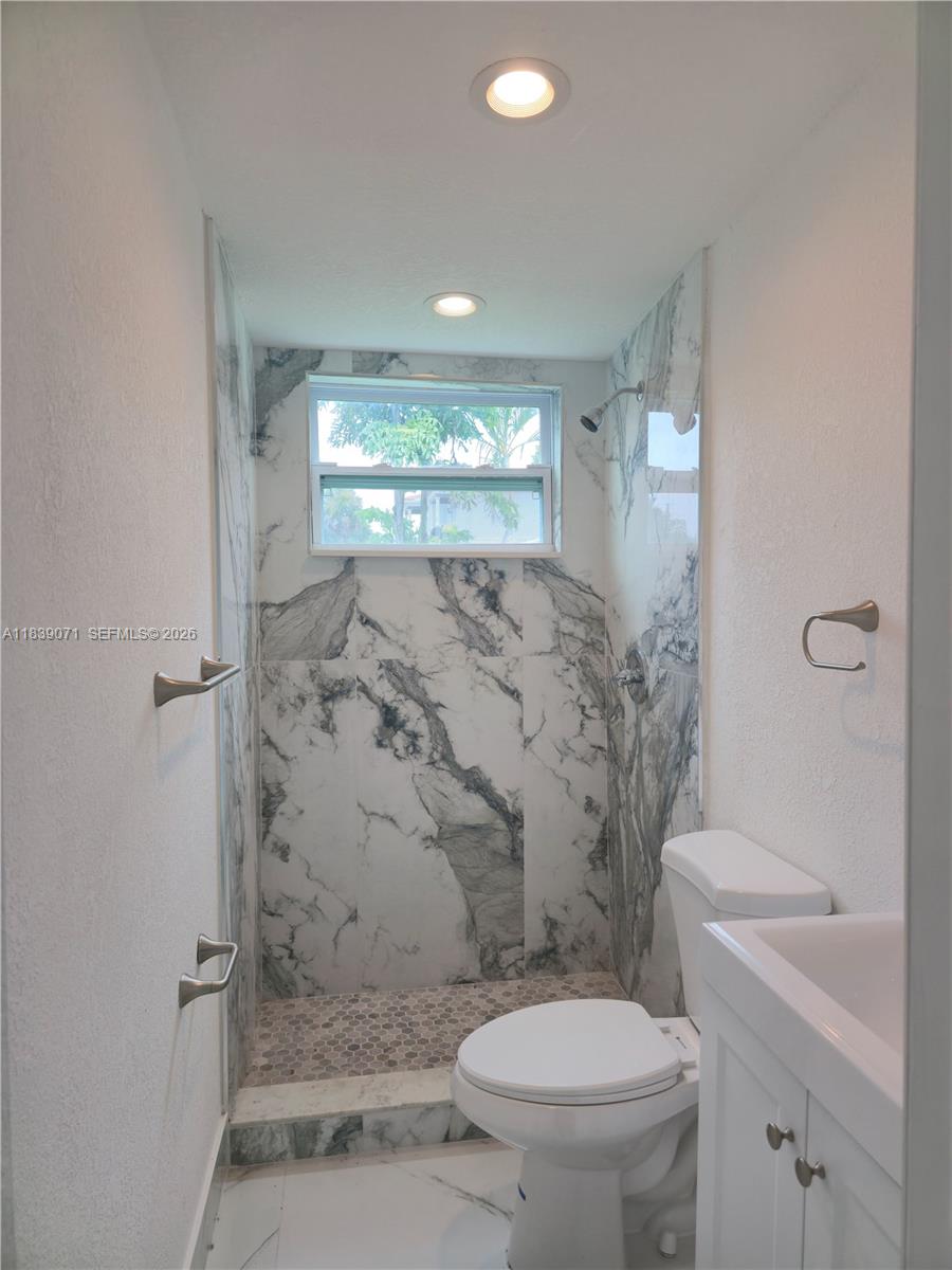 1141 SW 8th Ter, Fort Lauderdale FL 33315