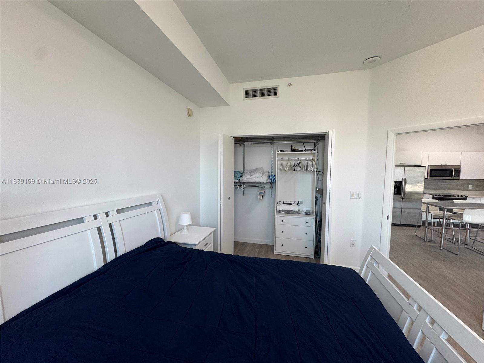 234 NE 3rd St #905, Miami FL 33132