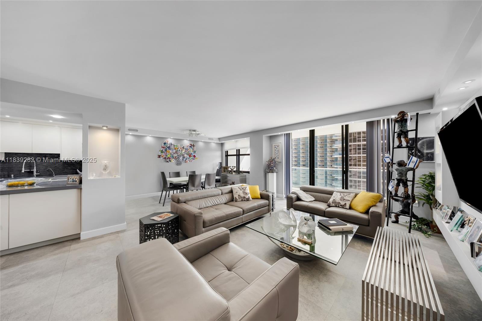 9801 Collins Ave #16U, Bal Harbour FL 33154