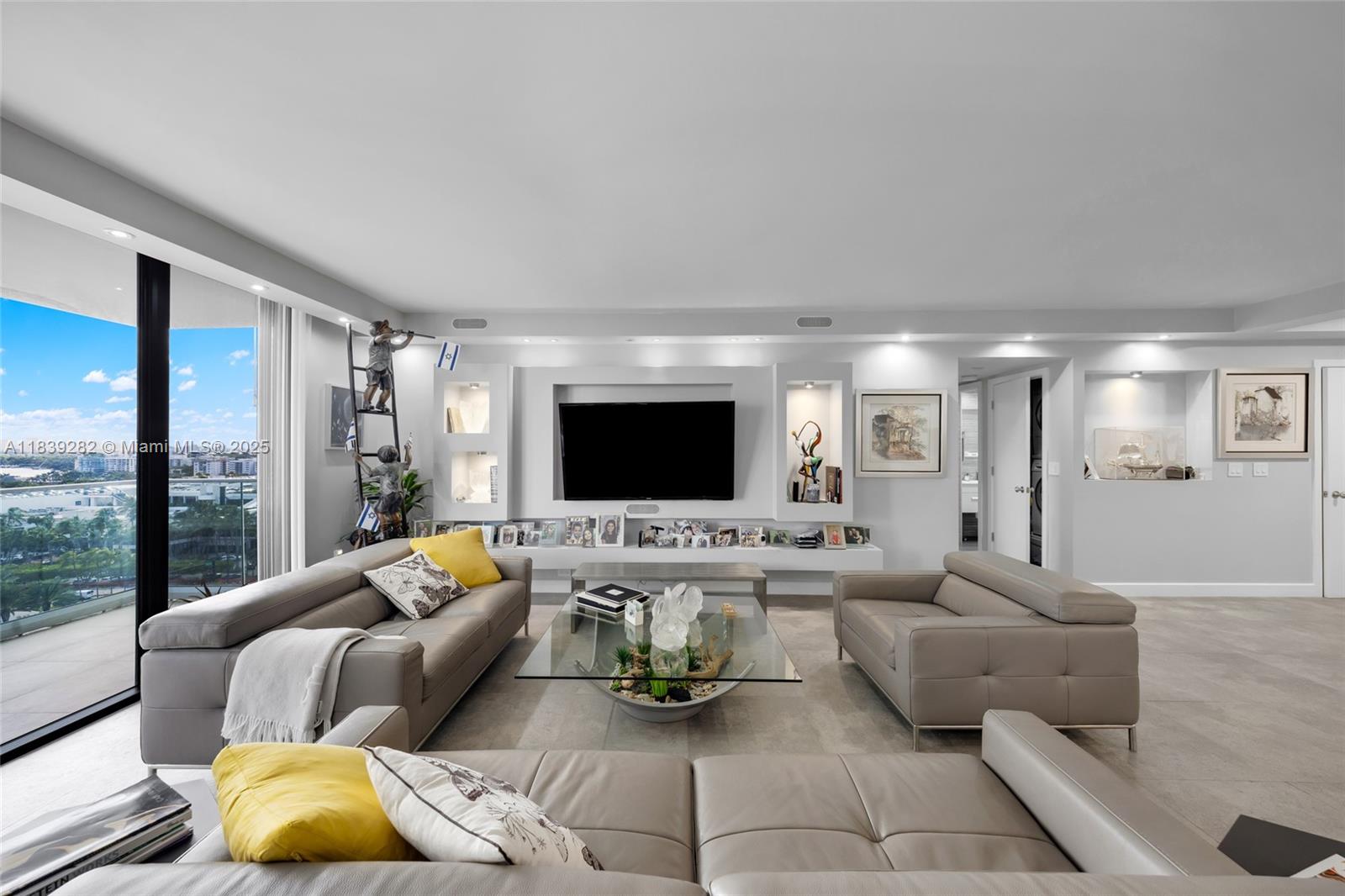 9801 Collins Ave #16U, Bal Harbour FL 33154
