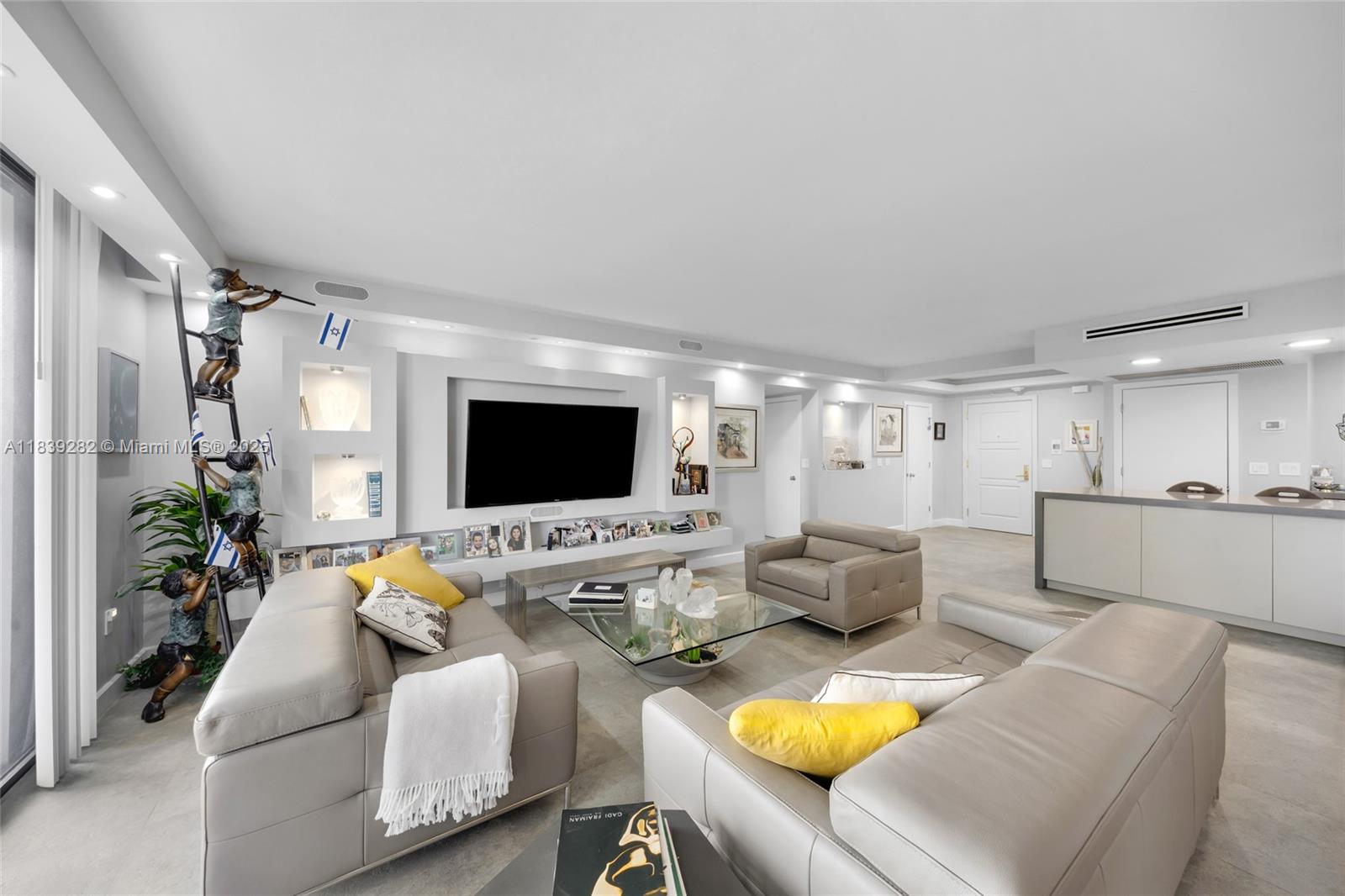 9801 Collins Ave #16U, Bal Harbour FL 33154
