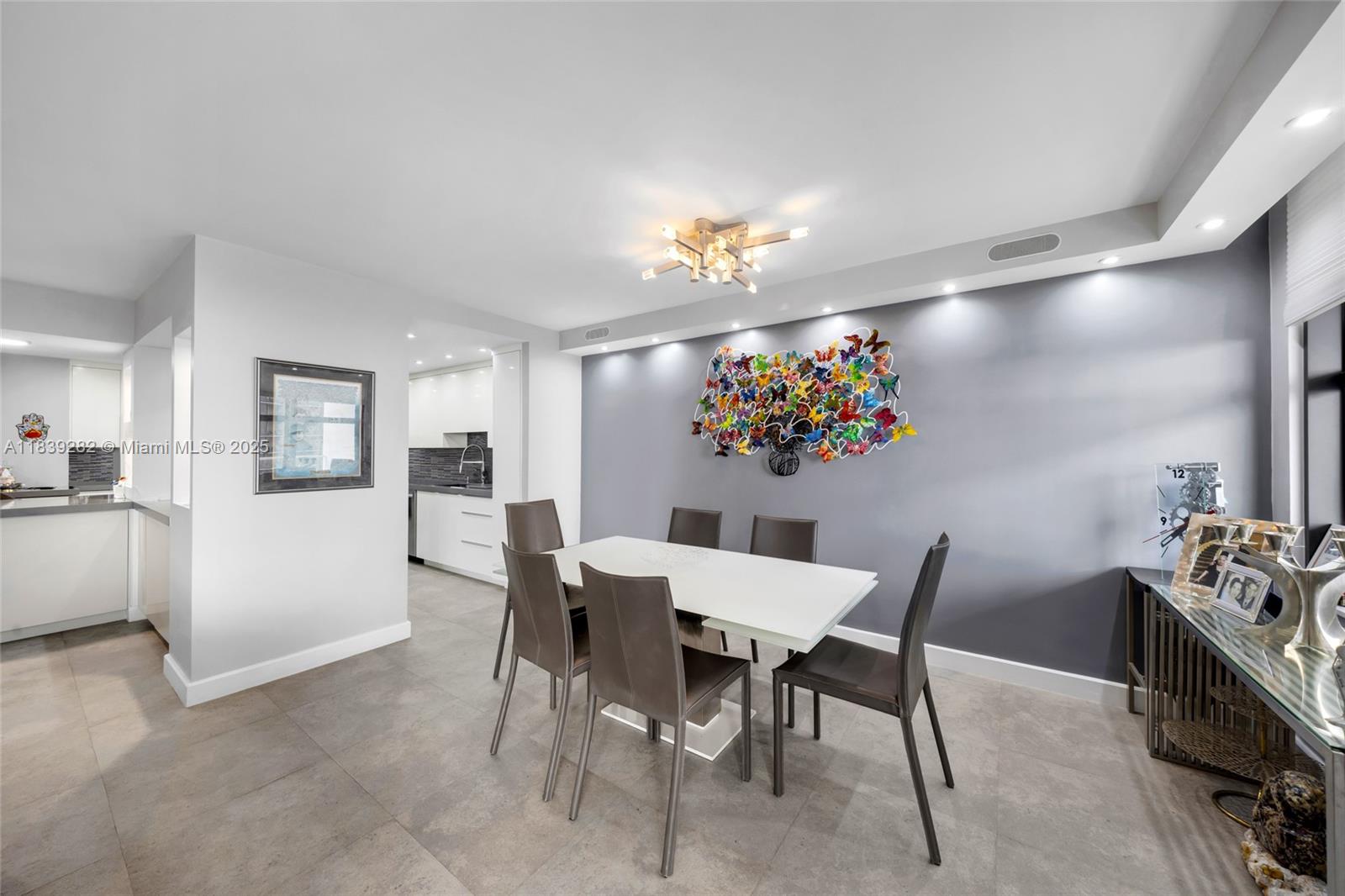 9801 Collins Ave #16U, Bal Harbour FL 33154
