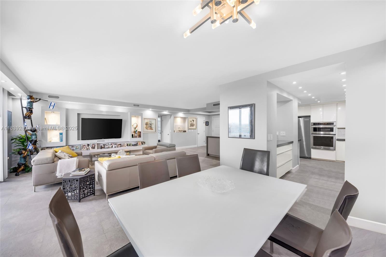 9801 Collins Ave #16U, Bal Harbour FL 33154
