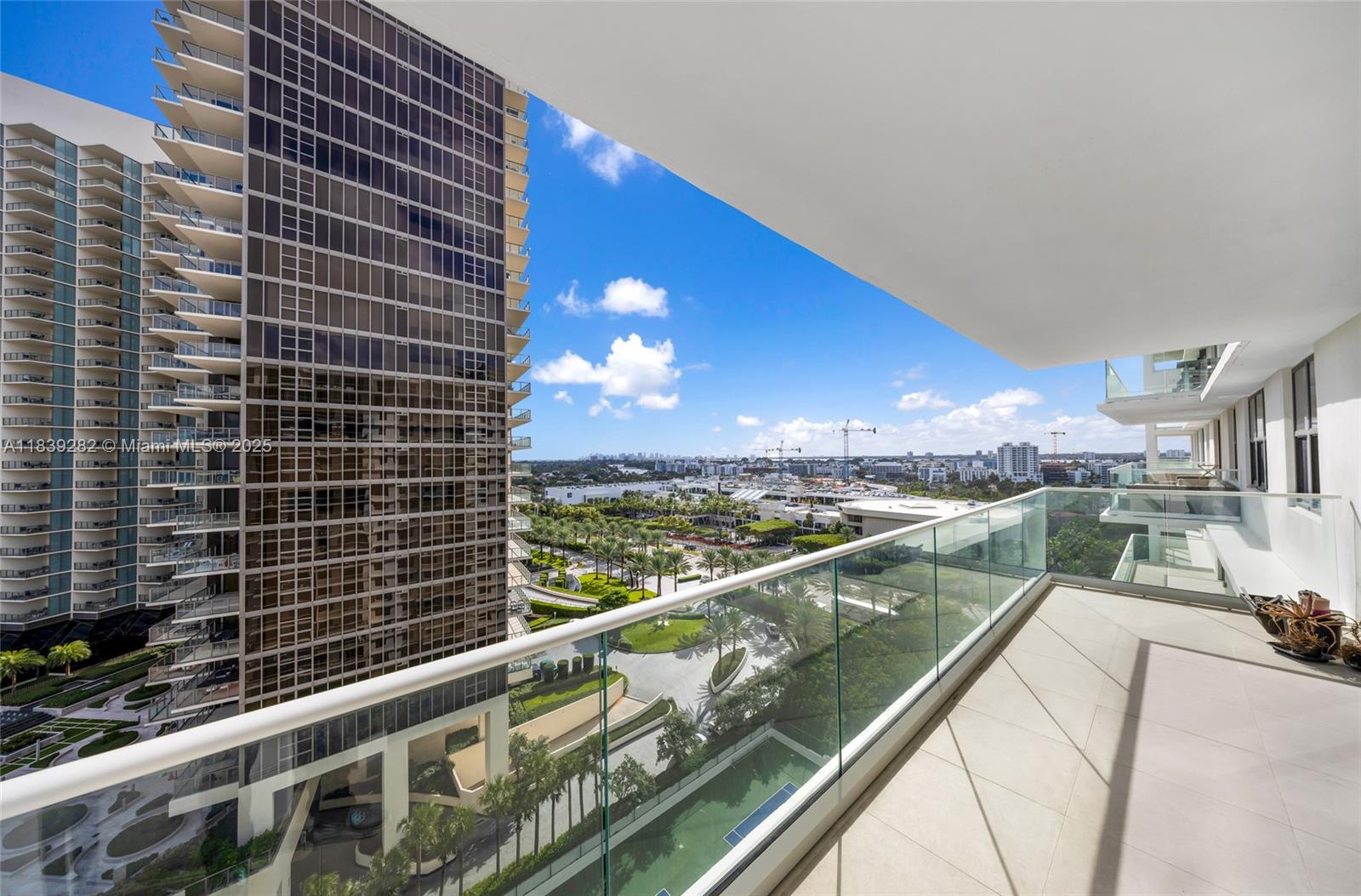 9801 Collins Ave #16U, Bal Harbour FL 33154