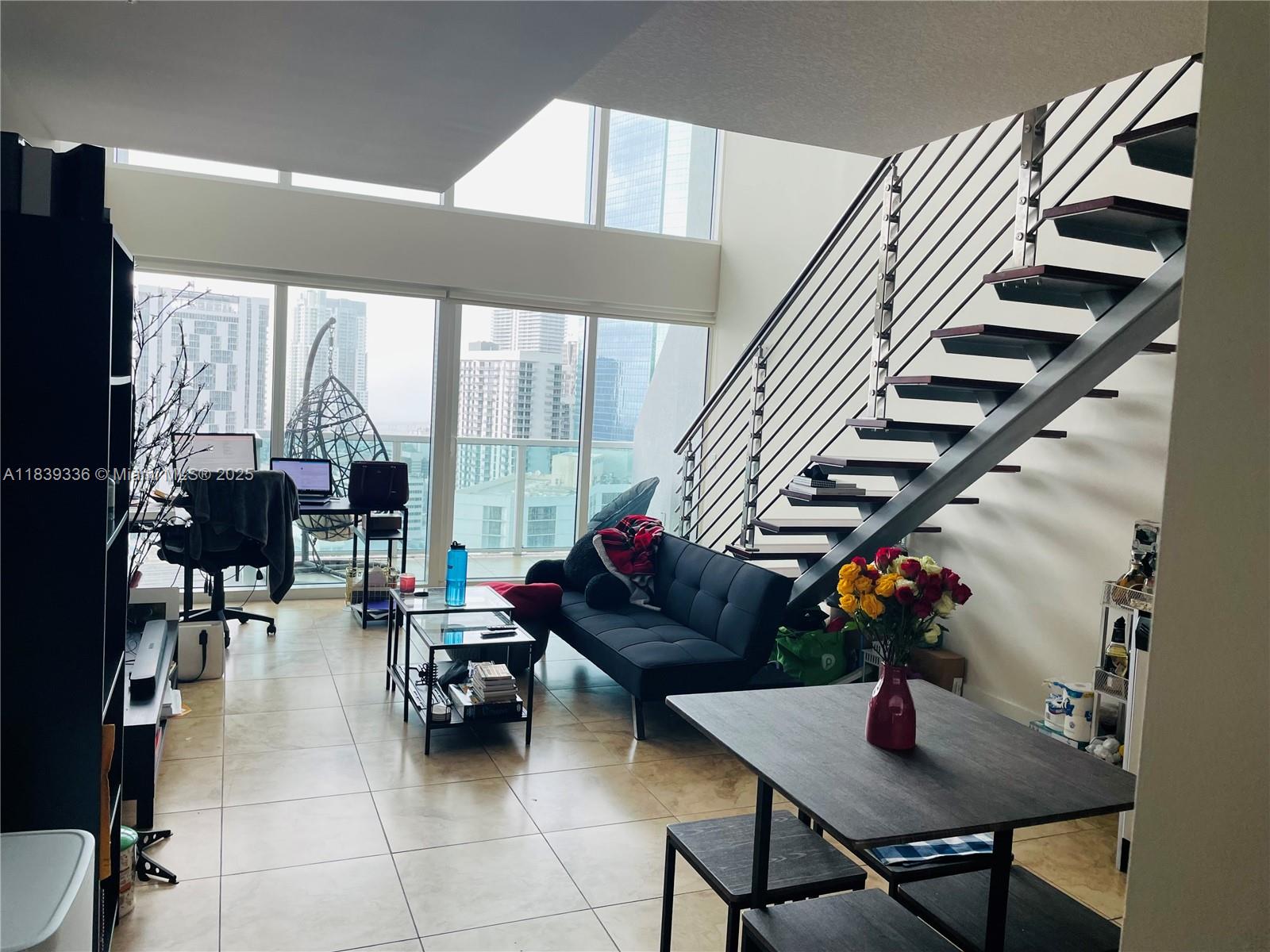 41 SE 5th St #1803, Miami FL 33131