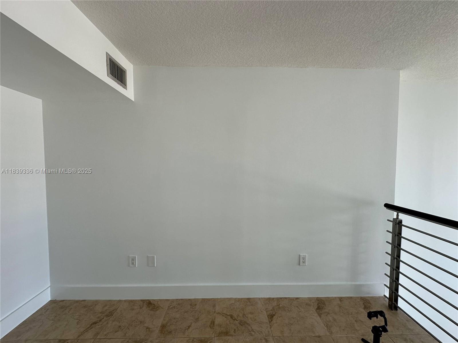 41 SE 5th St #1803, Miami FL 33131