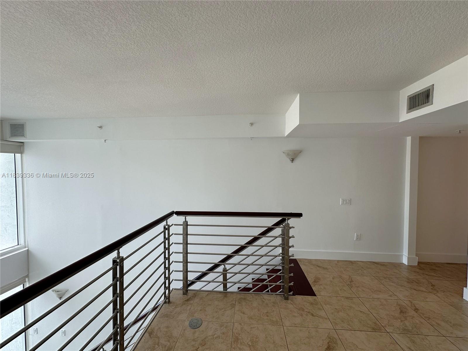 41 SE 5th St #1803, Miami FL 33131