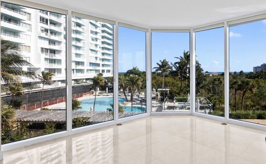 300 S Pointe Dr #501, Miami Beach FL 33139