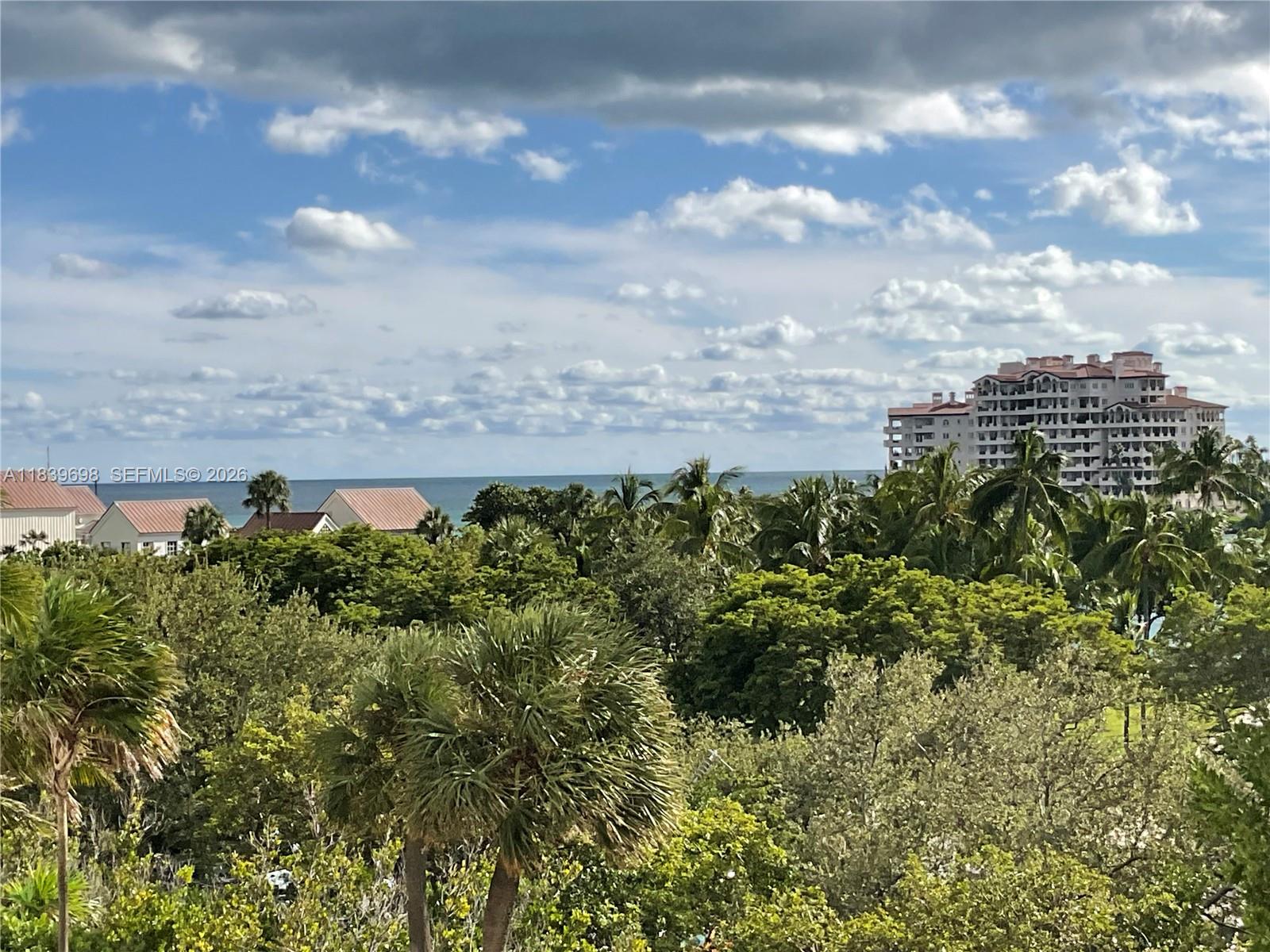 300 S Pointe Dr #501, Miami Beach FL 33139