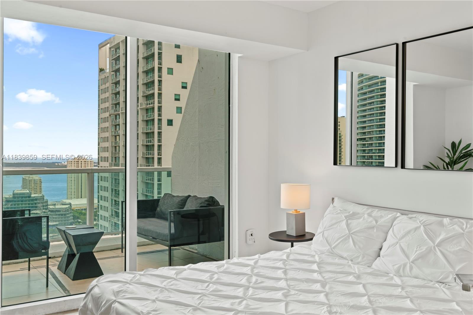 41 SE 5th St #1901, Miami FL 33131