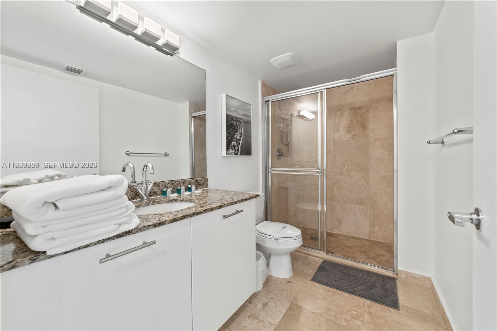 41 SE 5th St #1901, Miami FL 33131