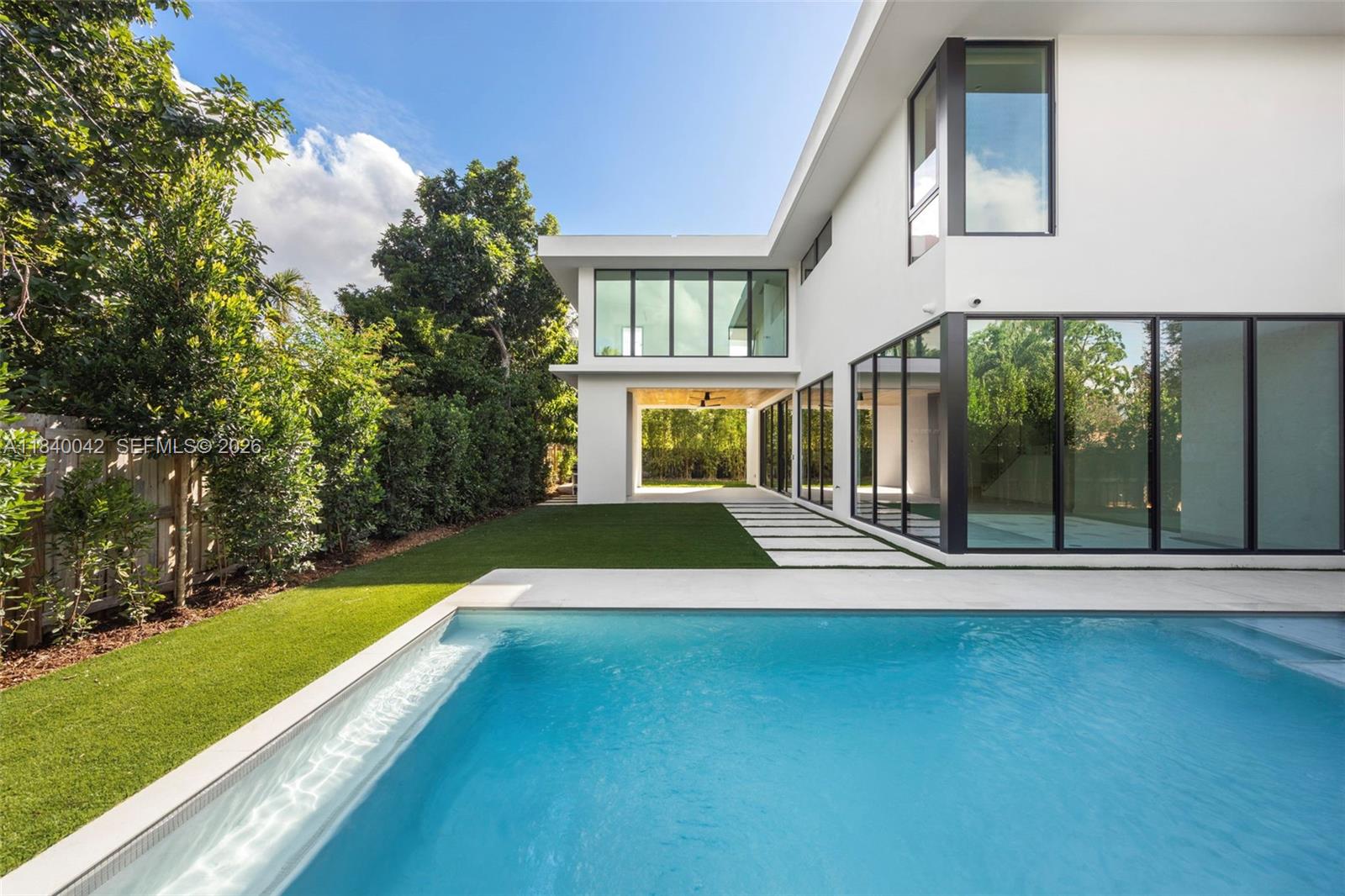 7965 SW 53rd Ave, Miami FL 33143