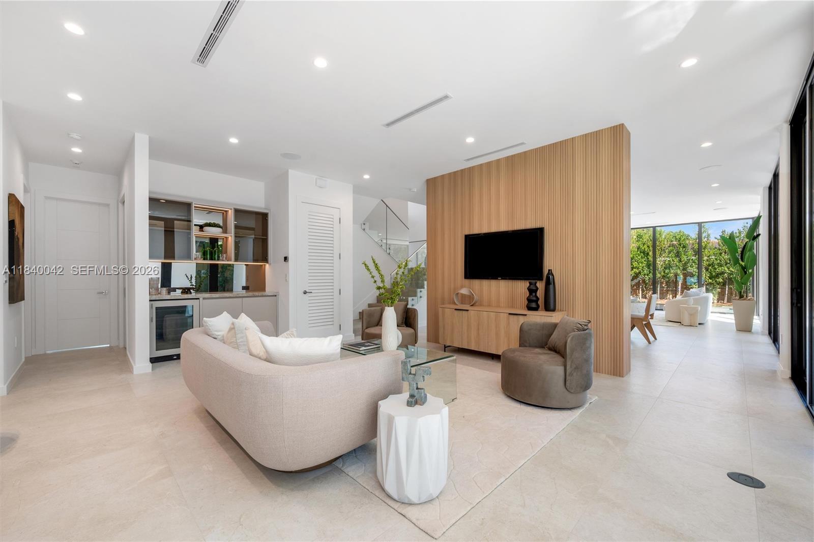 7965 SW 53rd Ave, Miami FL 33143