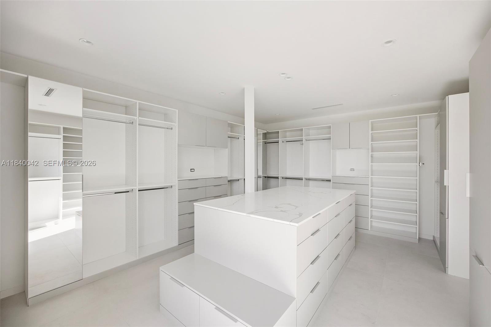 7965 SW 53rd Ave, Miami FL 33143