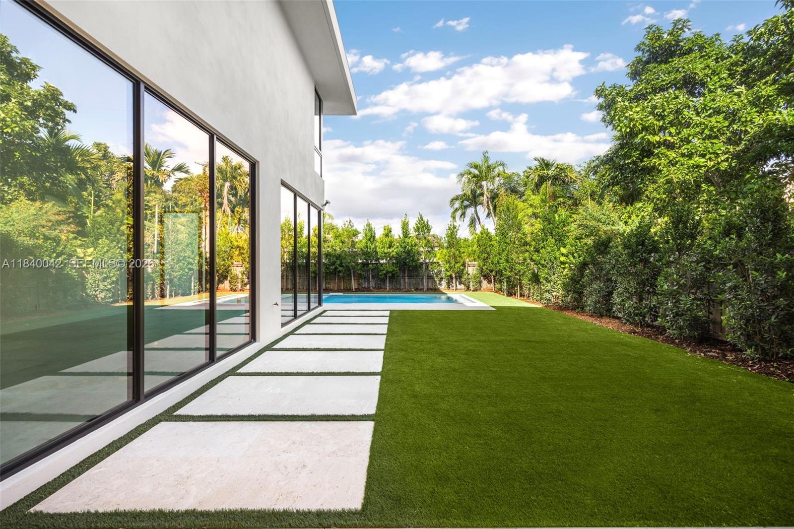 7965 SW 53rd Ave, Miami FL 33143