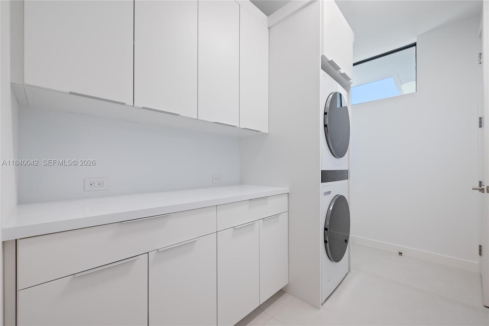 7965 SW 53rd Ave, Miami FL 33143