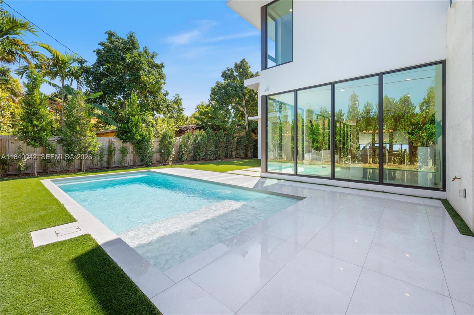 7965 SW 53rd Ave, Miami FL 33143