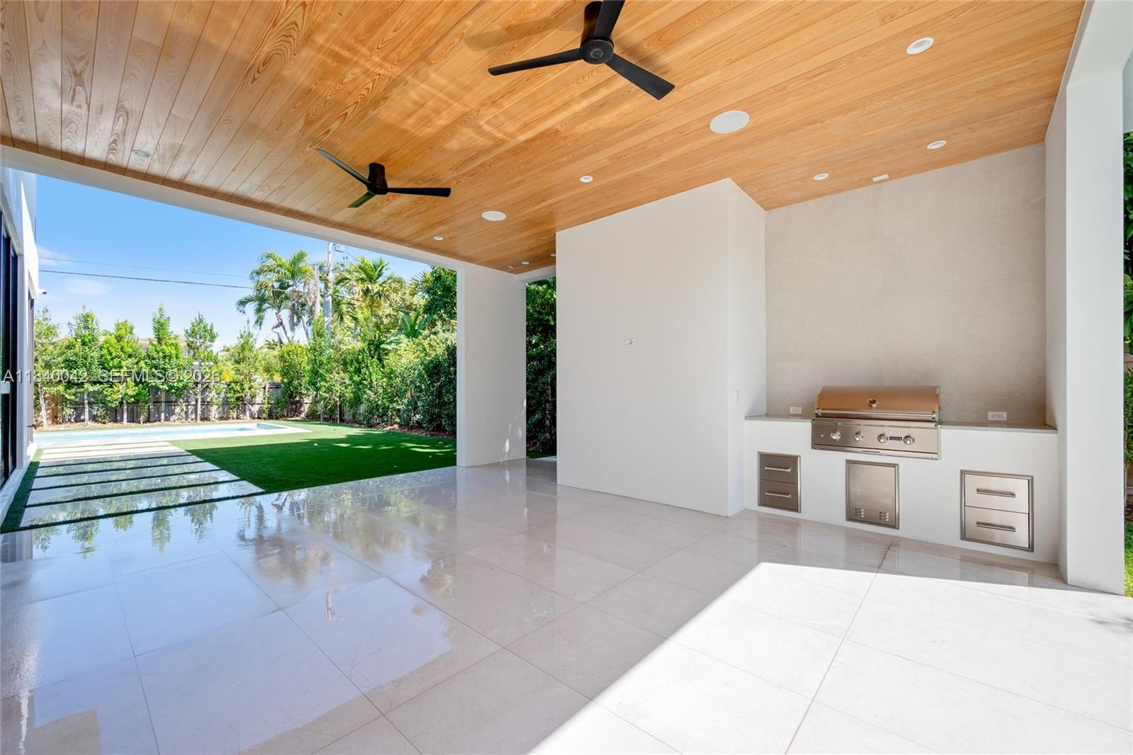 7965 SW 53rd Ave, Miami FL 33143
