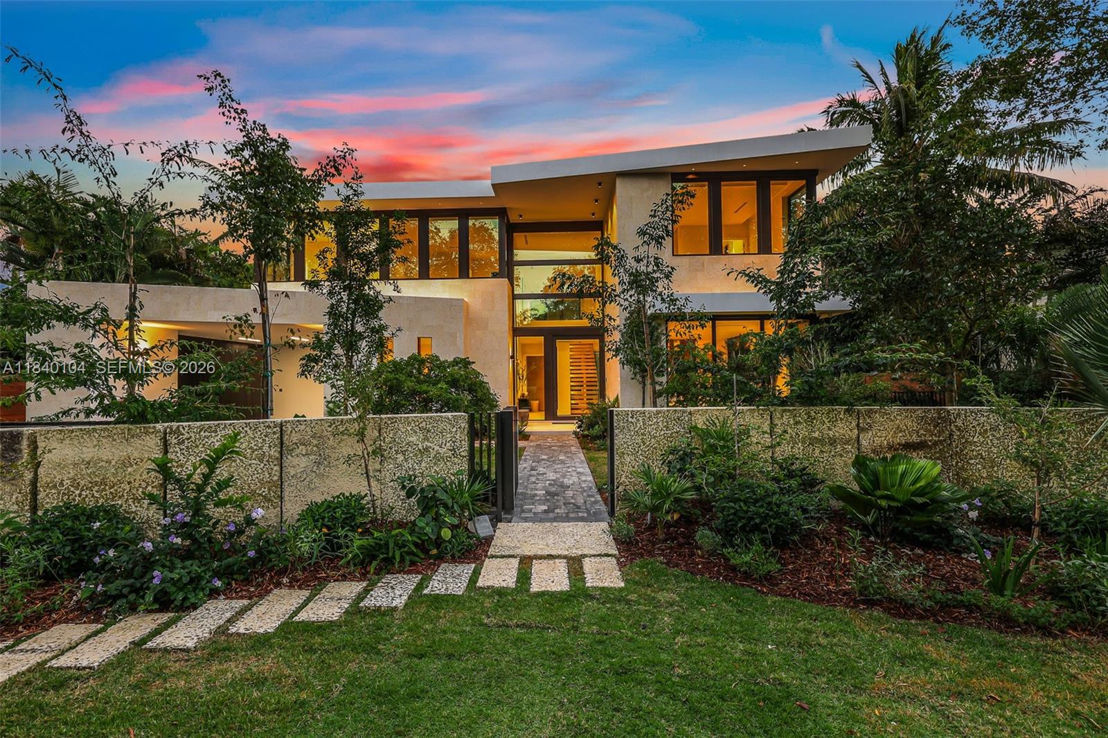 3860 Little Ave, Miami FL 33133