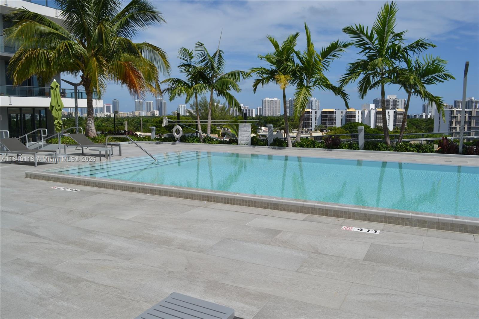 2960 NE 207th St #1204, Aventura FL 33180