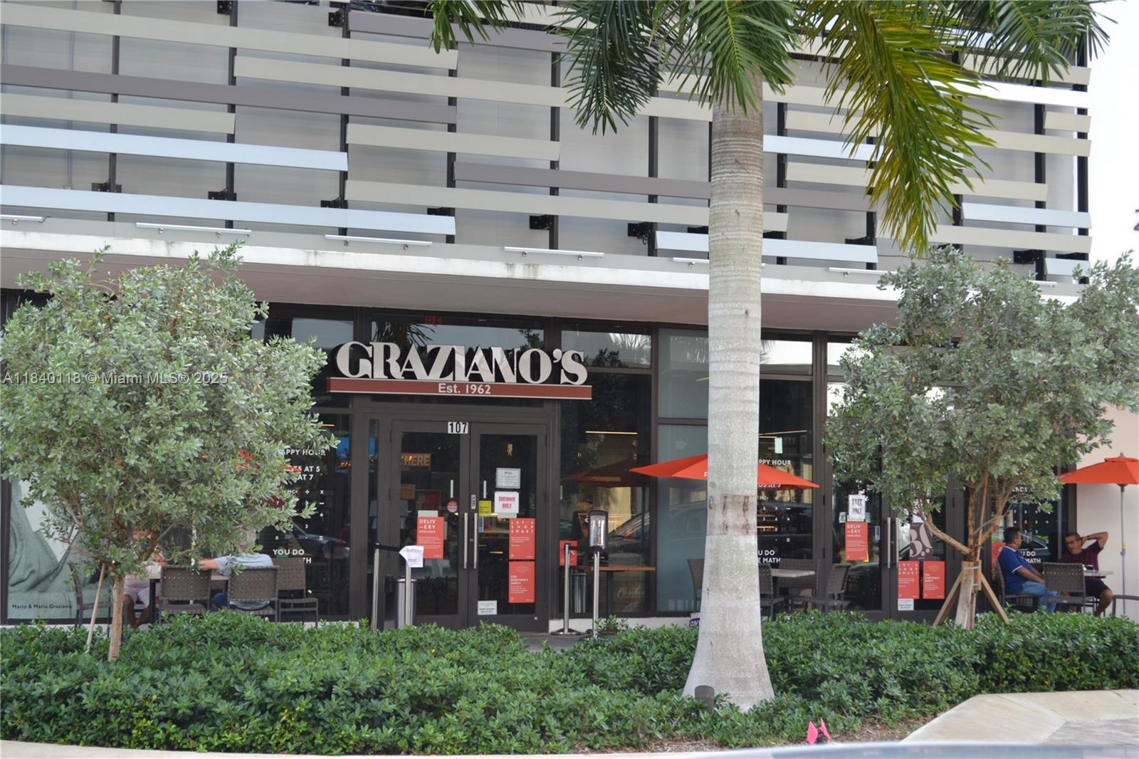 2960 NE 207th St #1204, Aventura FL 33180