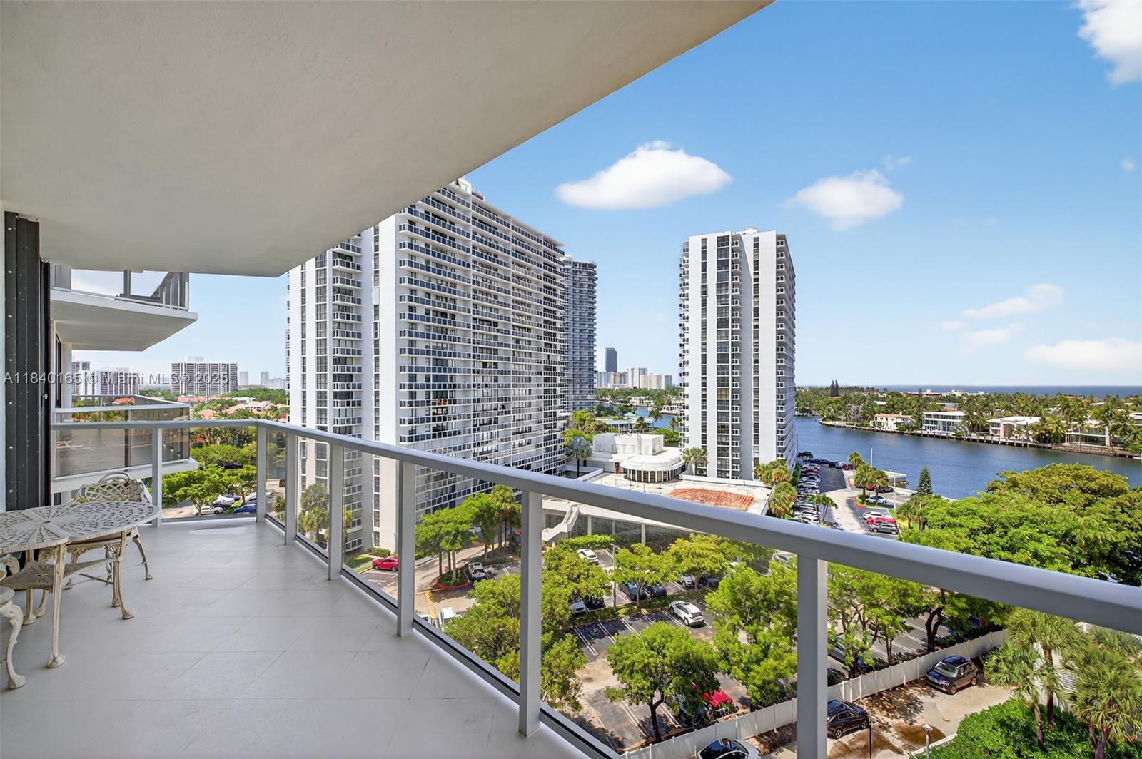 20281 E Country Club Dr #704, Aventura FL 33180