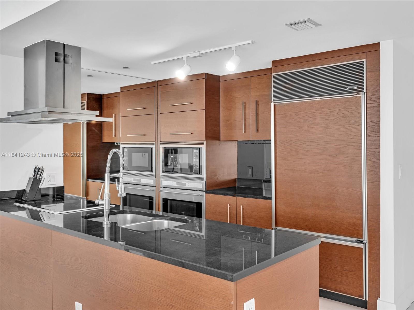495 Brickell Ave #5009, Miami FL 33131