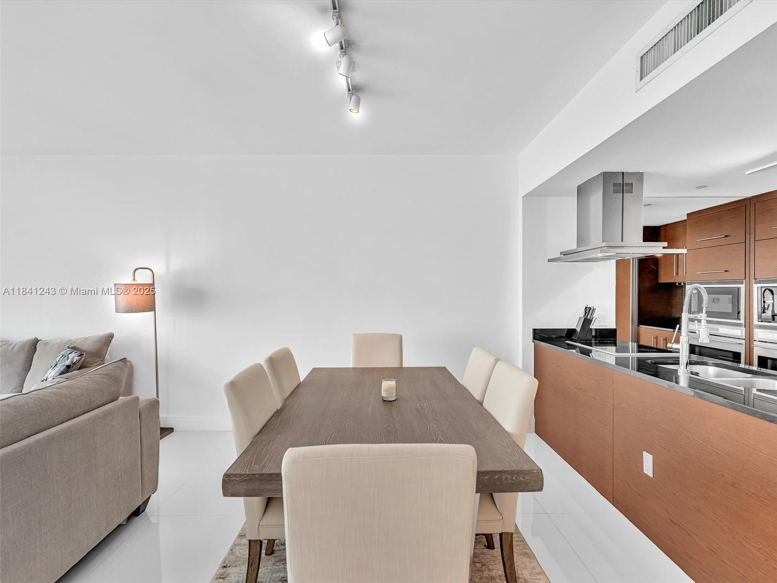 495 Brickell Ave #5009, Miami FL 33131