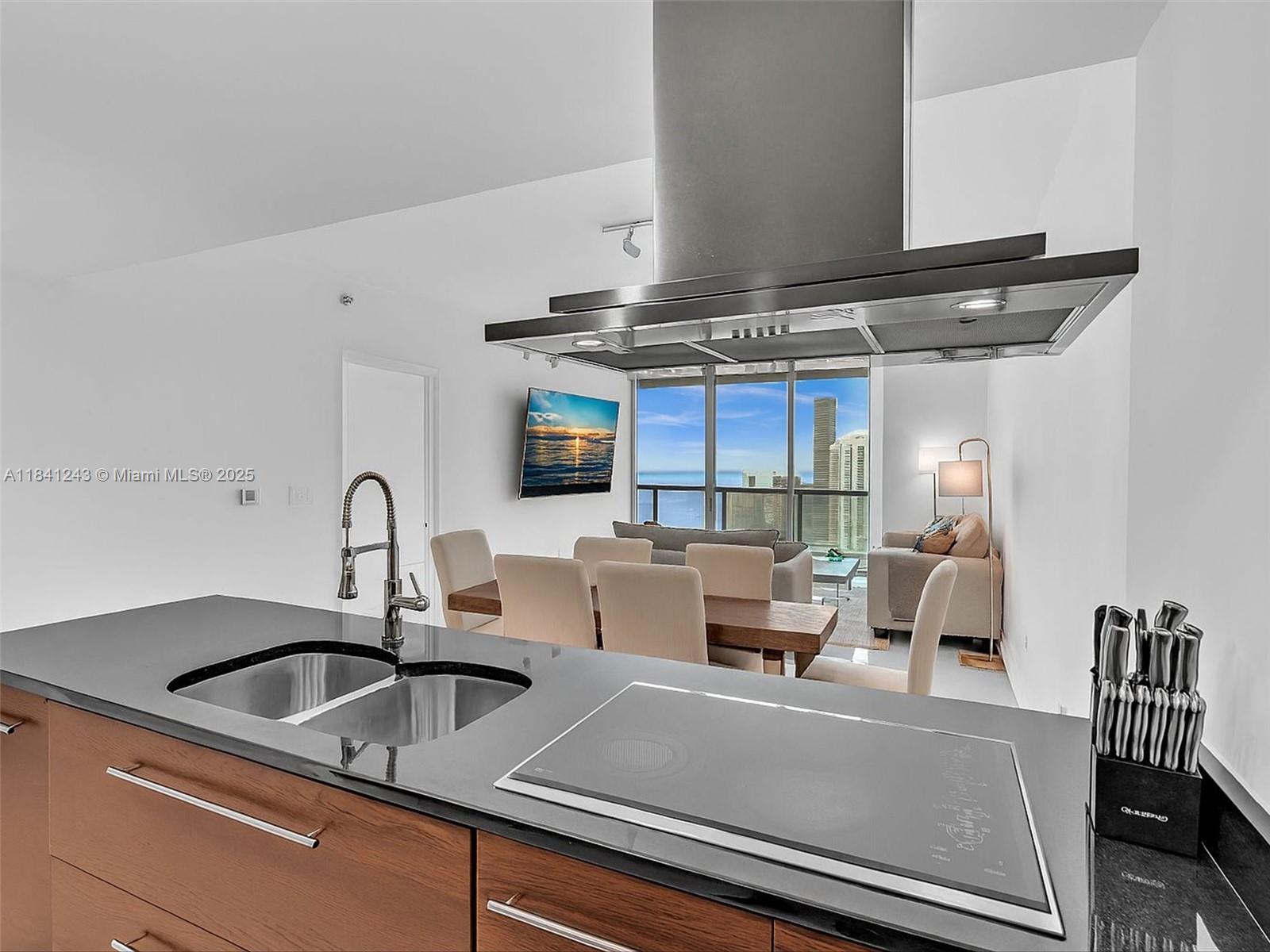 495 Brickell Ave #5009, Miami FL 33131