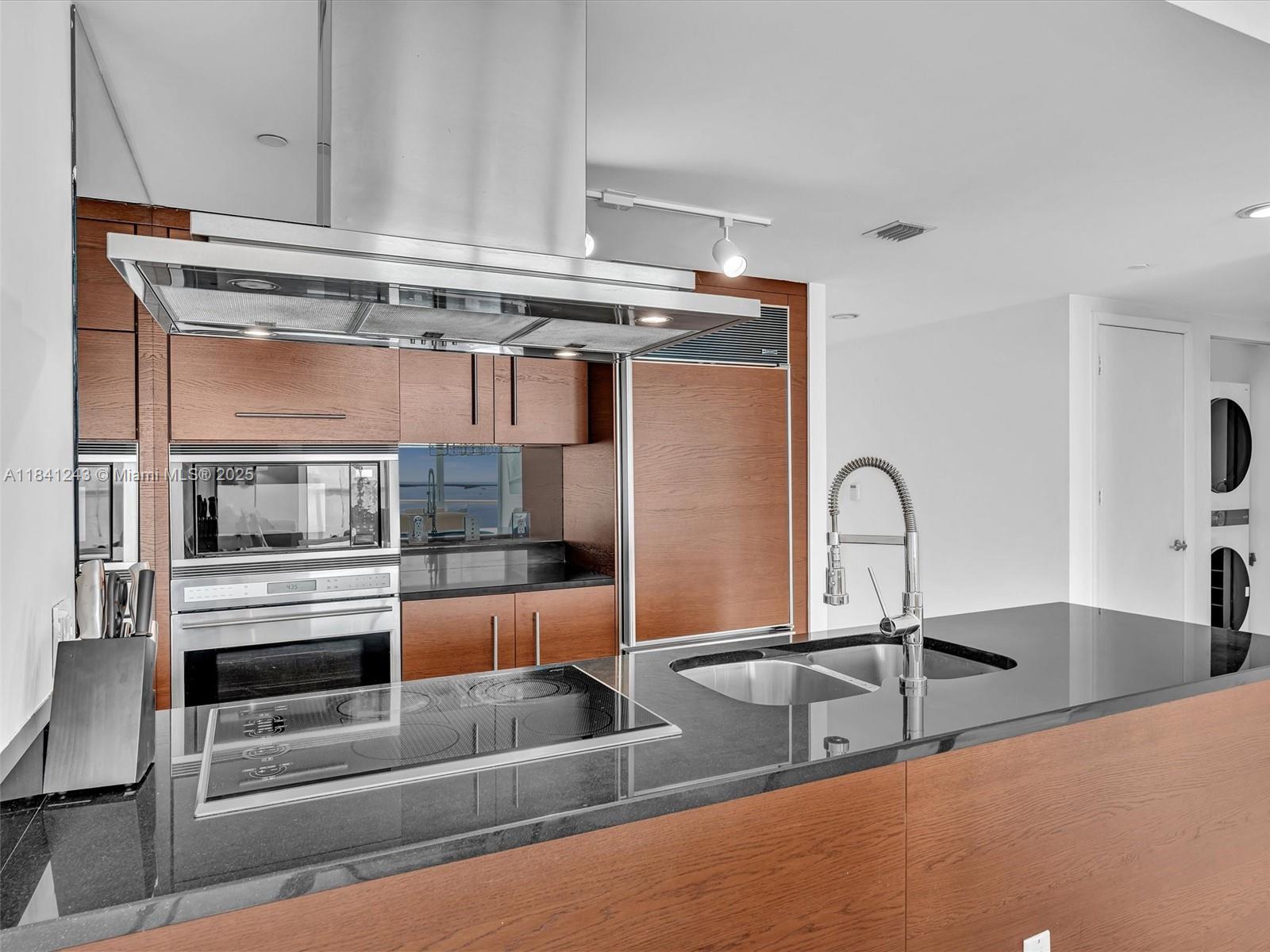495 Brickell Ave #5009, Miami FL 33131