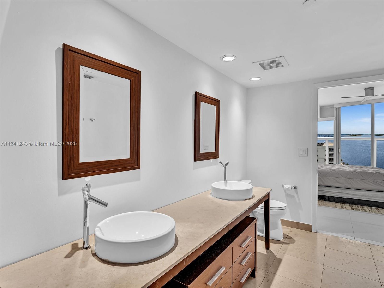 495 Brickell Ave #5009, Miami FL 33131