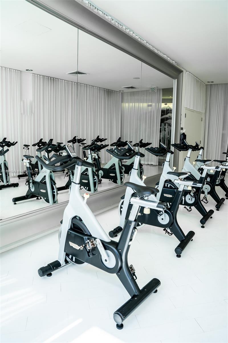 495 Brickell Ave #5009, Miami FL 33131