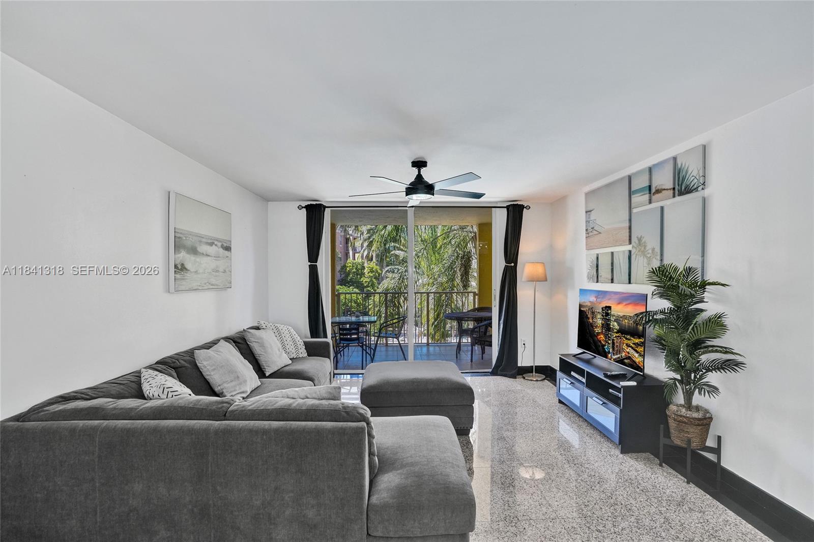 19701 E Country Club Dr #5306, Aventura FL 33180